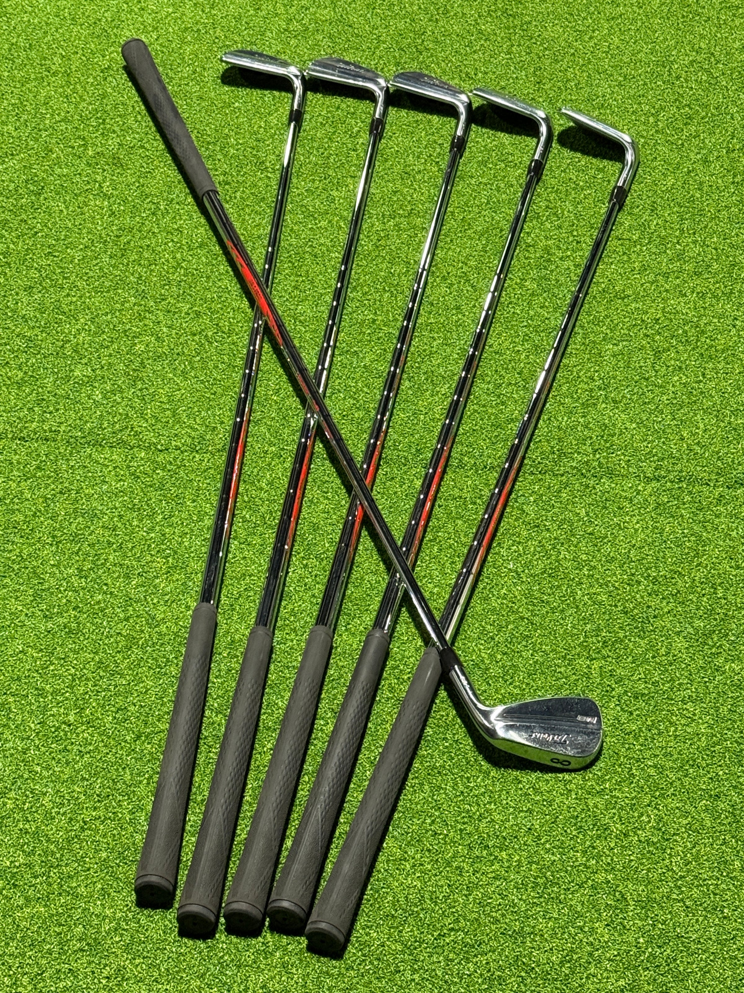 Titleist 714 MB Iron Set 6pcs 5-Pw N.S.Pro Modus 3 Tour 105 Flex R